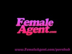 Female Agent – Kameramann nimmt an der Action teil